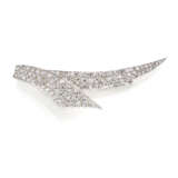 Pavé diamond and white gold ribbon shaped brooch,… - Foto 1