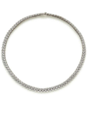 White gold and diamond necklace, in all ct. 13.00… - фото 1