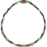 Faceted emerald, onyx disc and spherical ruby bead… - фото 1