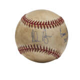NOLAN RYAN AUTOGRAPHED BASEBALL ATTRIBUTED TO 300TH CAREER VICTORY (PSA/DNA) - фото 1