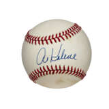 COLLECTION OF (9) 3,000 HIT CLUB MEMBER SINGLE SIGNED BASEBALLS - фото 4