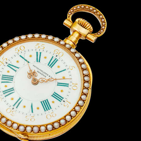 PATEK PHILIPPE. A RARE AND ATTRACTIVE 18K PINK GOLD, ENAMEL AND PEARL-SET POCKET WATCH WITH ENAMEL DIAL AND DIAMOND-SET MATCHING BROOCH - photo 8