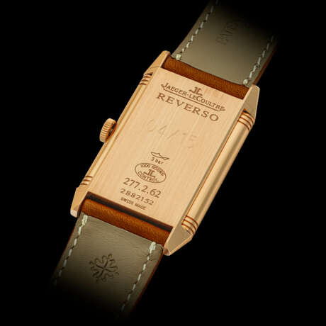 JAEGER-LECOULTRE. A VERY RARE 18K PINK GOLD LIMITED EDITION REVERSIBLE WRISTWATCH - photo 4