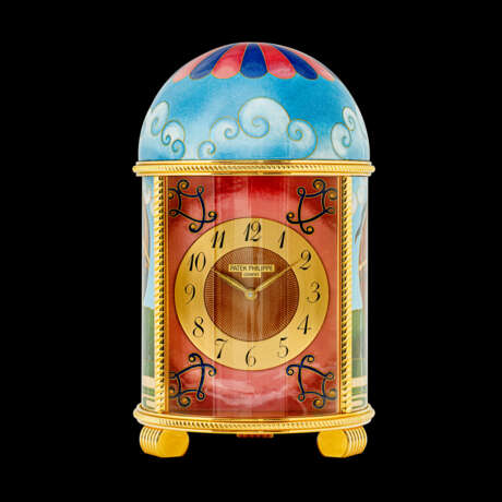 PATEK PHILIPPE. A ONE-OF-A-KIND GILT BRASS DOME TABLE CLOCK WITH CLOISONN&#201; ENAMEL DEPICTING HOTAIR BALLOONS - photo 2