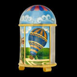 PATEK PHILIPPE. A ONE-OF-A-KIND GILT BRASS DOME TABLE CLOCK WITH CLOISONN&#201; ENAMEL DEPICTING HOTAIR BALLOONS - photo 5