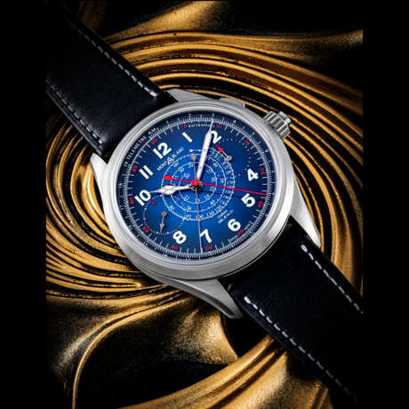 MONTBLANC. A ONE-OF-A-KIND TITANIUM SINGLE BUTTON SPLIT SECOND CHRONOGRAPH WRISTWATCH WITH BLUE AGATE DIAL, MADE FOR ONLY WATCH 2019 - Foto 1