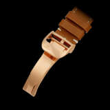 JAEGER-LECOULTRE. AN ATTRACTIVE AND RARE 18K PINK GOLD LIMITED EDITION MINUTE REPEATING REVERSIBLE WRISTWATCH - Foto 6