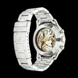 BREITLING. A STAINLESS STEEL LIMITED EDITION CHRONOGRAPH WRISTWATCH WITH BRACELET - фото 2
