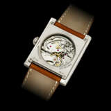 CARTIER. A RARE 18K WHITE GOLD LIMITED EDITION SINGLE BUTTON CHRONOGRAPH SQUARE WRISTWATCH - photo 2