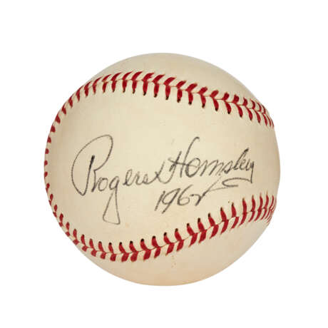HIGH CONDITION GRADE ROGERS HORNSBY SINGLE SIGNED BASEBALL (PSA/DNA 8.5 NM-MT+) - фото 1