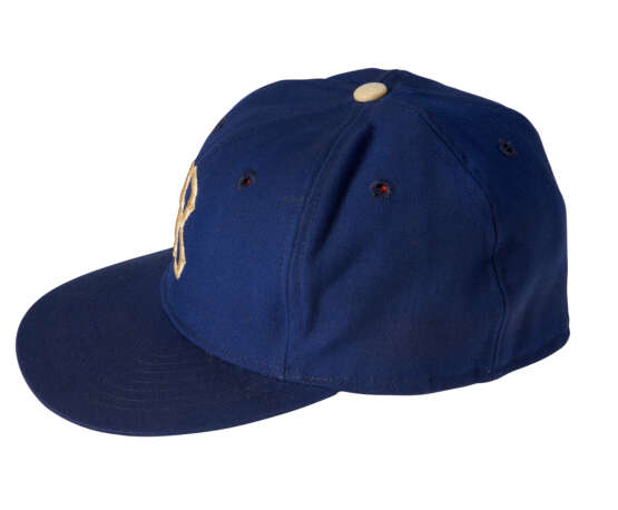 BROOKLYN DODGERS PROFESSIONAL MODEL BASEBALL HAT WITH ATTRIBUTION TO JACKIE ROBINSON C.1963-69 (MEARS AUTHENTICATION) - photo 3