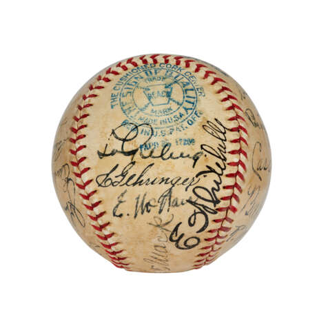 1934 UNITED STATES ALL-STAR TEAM TOUR OF JAPAN AUTOGRAPHED BASEBALL (PSA/DNA 7 NM) - Foto 1