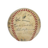 1934 UNITED STATES ALL-STAR TEAM TOUR OF JAPAN AUTOGRAPHED BASEBALL (PSA/DNA 7 NM) - Foto 4