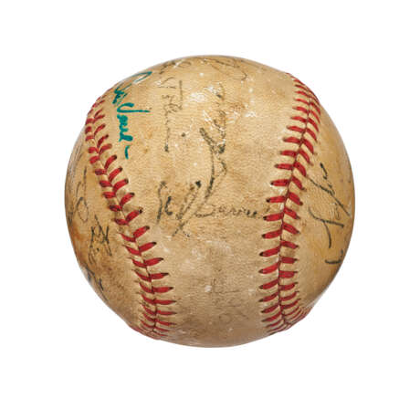 UNIQUE 1951 ST. LOUIS BROWNS TEAM AUTOGRAPHED BASEBALL WITH EDDIE GAEDEL AND BILL VEECK (JSA) - фото 8