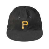 ROBERTO CLEMENTE AUTOGRAPHED PITTSBURGH PIRATES PROFESSION MODEL HAT C.1960S (PSA/DNA) - photo 1
