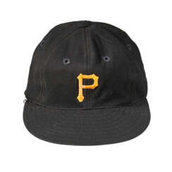 ROBERTO CLEMENTE AUTOGRAPHED PITTSBURGH PIRATES PROFESSION MODEL HAT C.1960S (PSA/DNA)