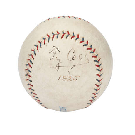 TY COBB SINGLE SIGNATURE BASEBALL C.1925: UNCOMMON PLAYING CAREER EXAMPLE (JSA) - photo 1