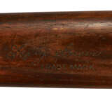 RARE LEFTY GROVE PROFESSIONAL MODEL BASEBALL BAT C.1931 (AL MVP SEASON)(POSSIBLE 1931 WORLD SERIES ATTRIBUTION)(PSA/DNA GU 9) - Foto 4