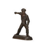 THREE BRONZE FIGURES OF A PITCHER, A STRIKER, AND A NEWSBOY - фото 5