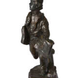 THREE BRONZE FIGURES OF A PITCHER, A STRIKER, AND A NEWSBOY - фото 20
