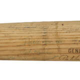 RARE HAROLD "PEE WEE" REESE PROFESSIONAL MODEL BASEBALL BAT AUTOGRAPHED BY BROOKLYN DODGERS TEAM C.1956 (NL CHAMPIONS) (PSA/DNA GU 9) - photo 6