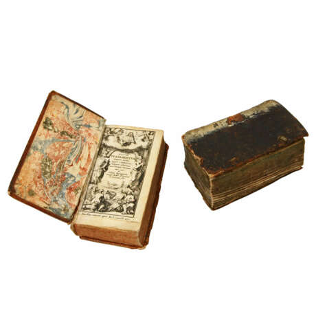 2 Bibeln im Miniaturformat, 16. und 17. Jahrhundert. - 1 x Novum Iesu Christi Testamentum, - Foto 2