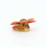 Coral-Diamond-Brooche and 1 Van Cleef & Arpels Ear Clip-On - photo 5