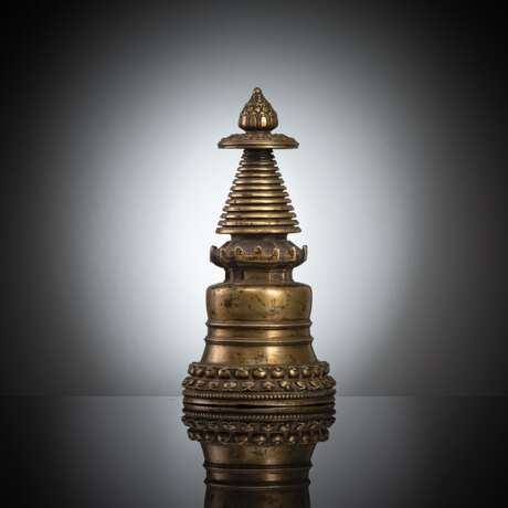 Stupa aus Bronze - photo 1