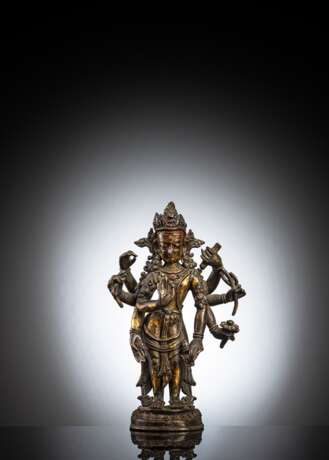Feuervergoldete Bronze des Amoghapashalokeshvara - photo 1