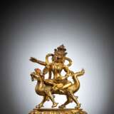 Seltene feuervergoldete Bronze des Sita Jambhala - Foto 1