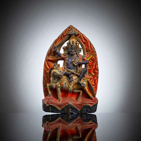 Polychrom gefasste Steinfigur von Shri Devi - Foto 1