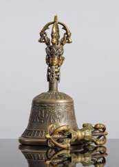 Glocke und Vajra