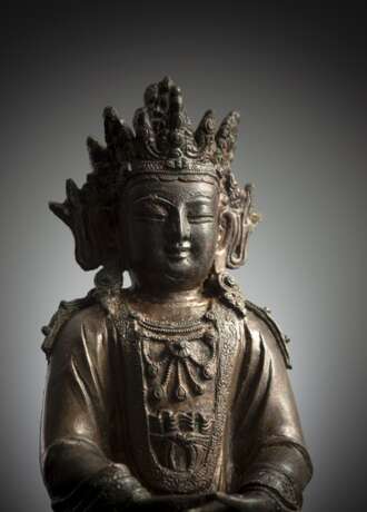 Bronze des Maitreya auf einem Lotus - Foto 2