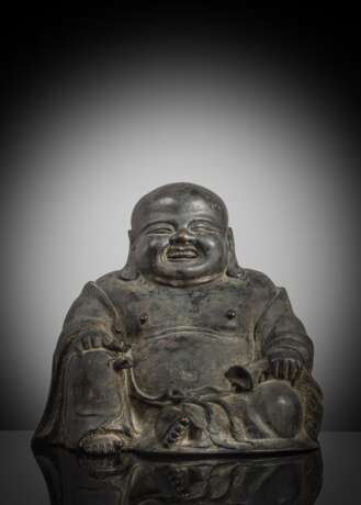 Bronze des lachenden Hva Shang - Foto 1