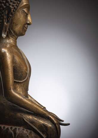 Ungewöhnliche Bronze des sitzenden Buddha - photo 3