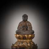 Feine Statue des Buddha Amida aus Holz mit goldener und schwarzer Lackfassung - photo 2