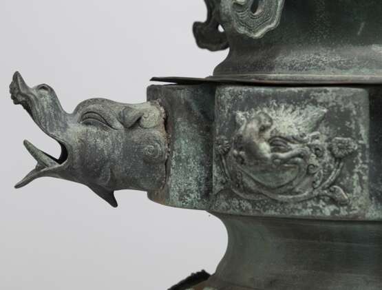 Monumentale Bronze-Vase - Foto 8