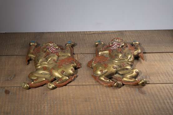 Paar feuervergoldete Kupferreliefs - Foto 2