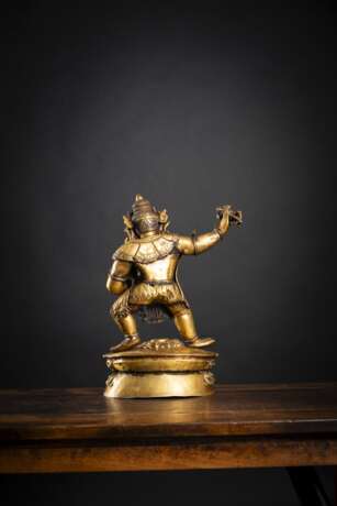 Vergoldete Bronze des Vajrapani aus seperatem Sockel - photo 3