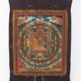 Fein bemaltes Mandala-Thangka mit Darstellung von Mahakala - photo 2