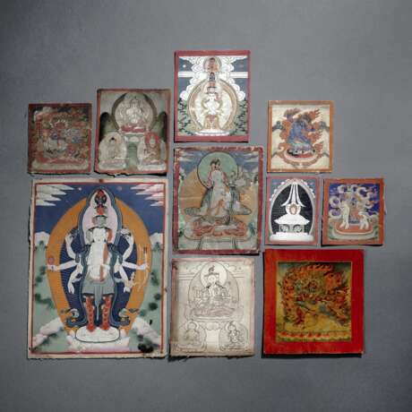 Gruppe von 10 Tsagli oder Thangka - photo 1