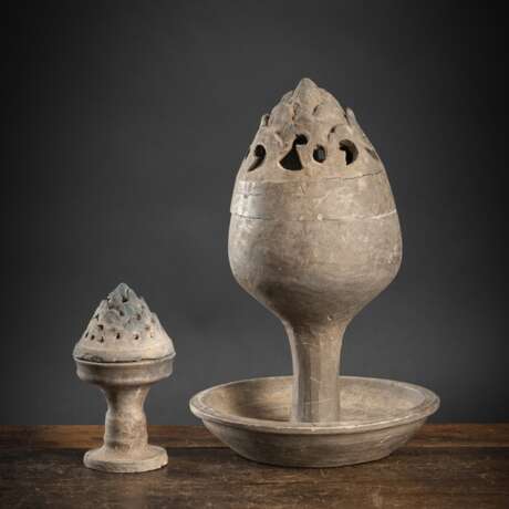 Zwei Hügel-Weihrauchbrenner aus Keramik 'Boshanlu' - фото 1