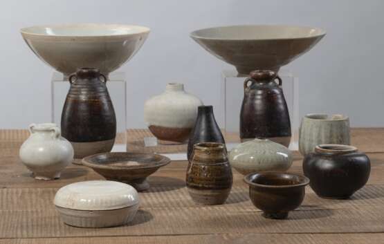 Konvolut Keramik-Schalen und -Vasen - Foto 2
