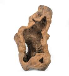 Skulptur aus Wurzelholz