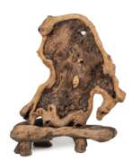 Product catalog. Große Wurzelholz-Skulptur