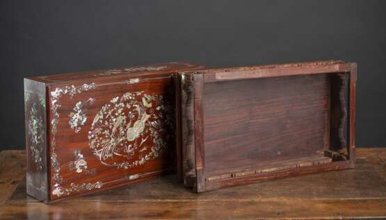 Deckelkasten mit feinem aus Perlmutt eingelegtem Floraldekor - фото 4