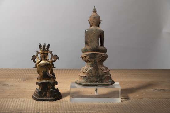 Zwei Bronzen des Buddha Shakyamuni - photo 2