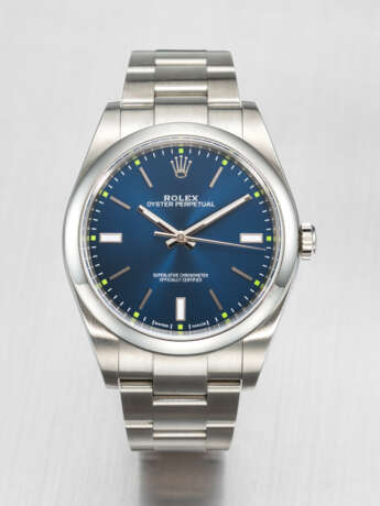 ROLEX. AN ATTRACTIVE STAINLESS STEEL AUTOMATIC WRISTWATCH WITH SWEEP CENTRE SECONDS AND BRACELET - фото 1