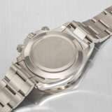 ROLEX. AN ATTRACTIVE AND SPORTY 18K WHITE GOLD AUTOMATIC CHRONOGRAPH WRISTWATCH WITH BRACELET - фото 4
