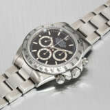 ROLEX. A RARE AND ATTRACTIVE STAINLESS STEEL AUTOMATIC CHRONOGRAPH WRISTWATCH WITH BRACELET - photo 2